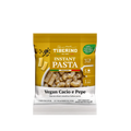 Confezione gialla e bianca di pasta istantanea Tiberino 1888 Vegan Cacio e Pepe, 65g, con pasta cotta e pepe nero.